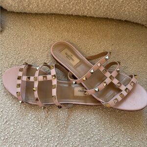 Valentino Rockstud Sandals 🎀Pink Sz 37